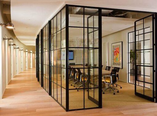 Internal aluminium glazing partitions